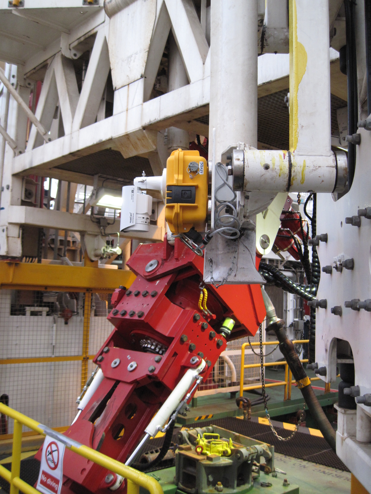hoistcam_offshore_rig
